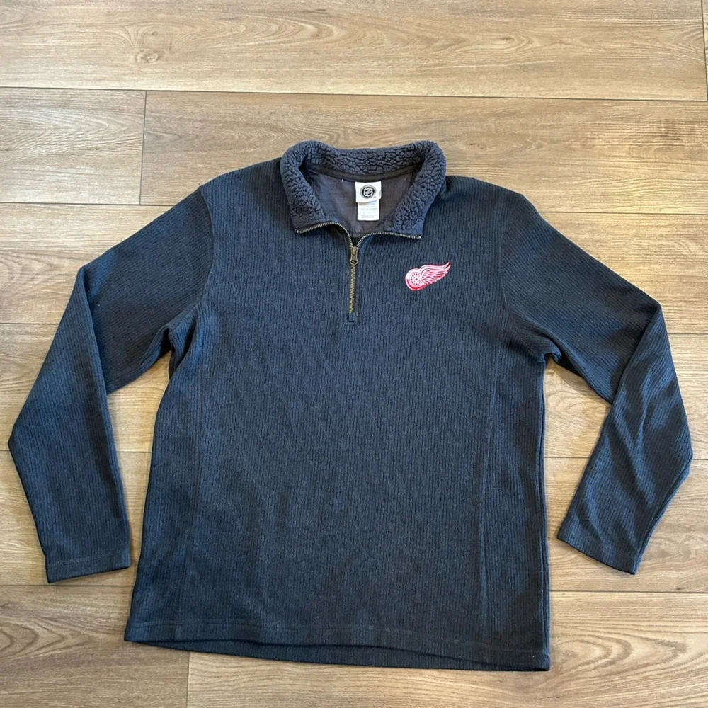 Detroit‎ Red Wings NHL Ribbed Quarter Zip Pullover Large